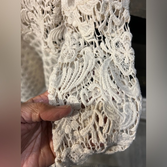 Anthropologie Sunday in Brooklyn Lace off white top size Medium - Picture 6 of 11